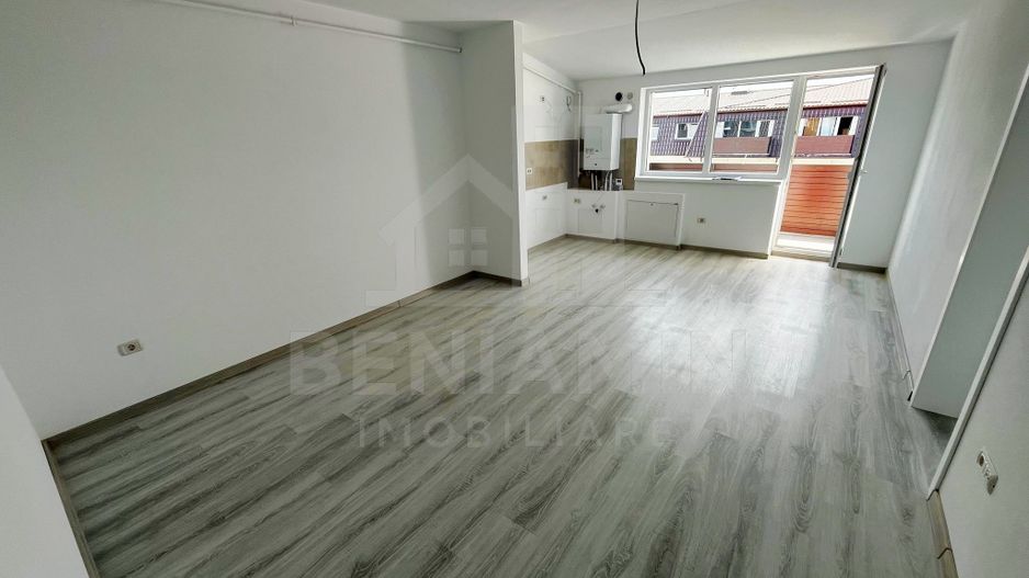 2 Camere-Bloc Nou- Loc De Parcare- Disponibil Imediat-Sanpetru-Brasov - Poză 1