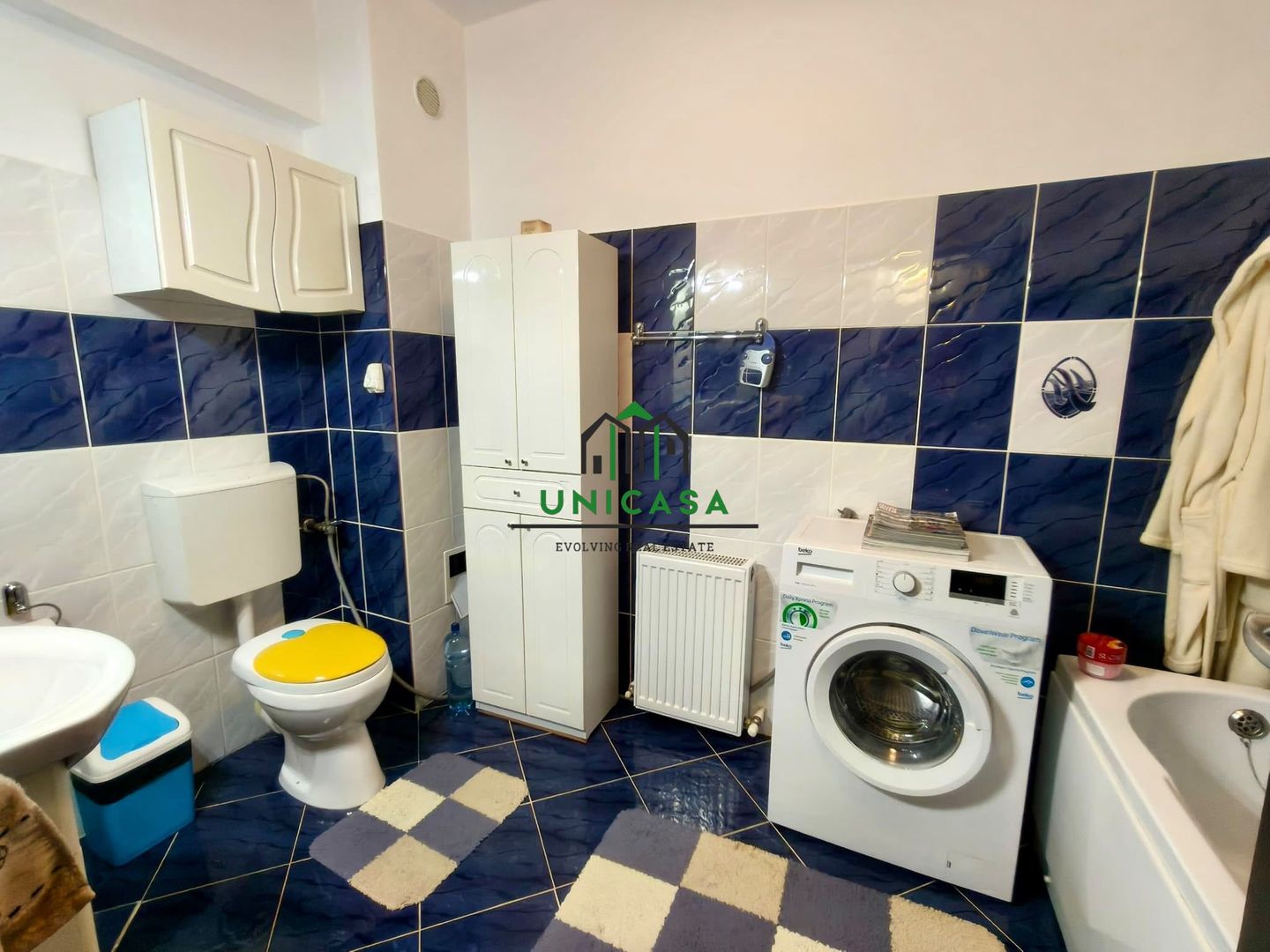 Apartament de inchiriat / 3 camere/ loc de parcare privat - Poză 11