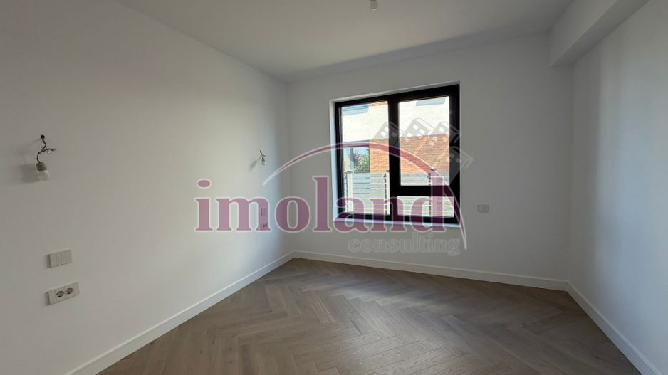 Marina Snagov - Inchiriere - Vila NOUA - 5 camere - ponton la Lacul Snagov - Poză 9