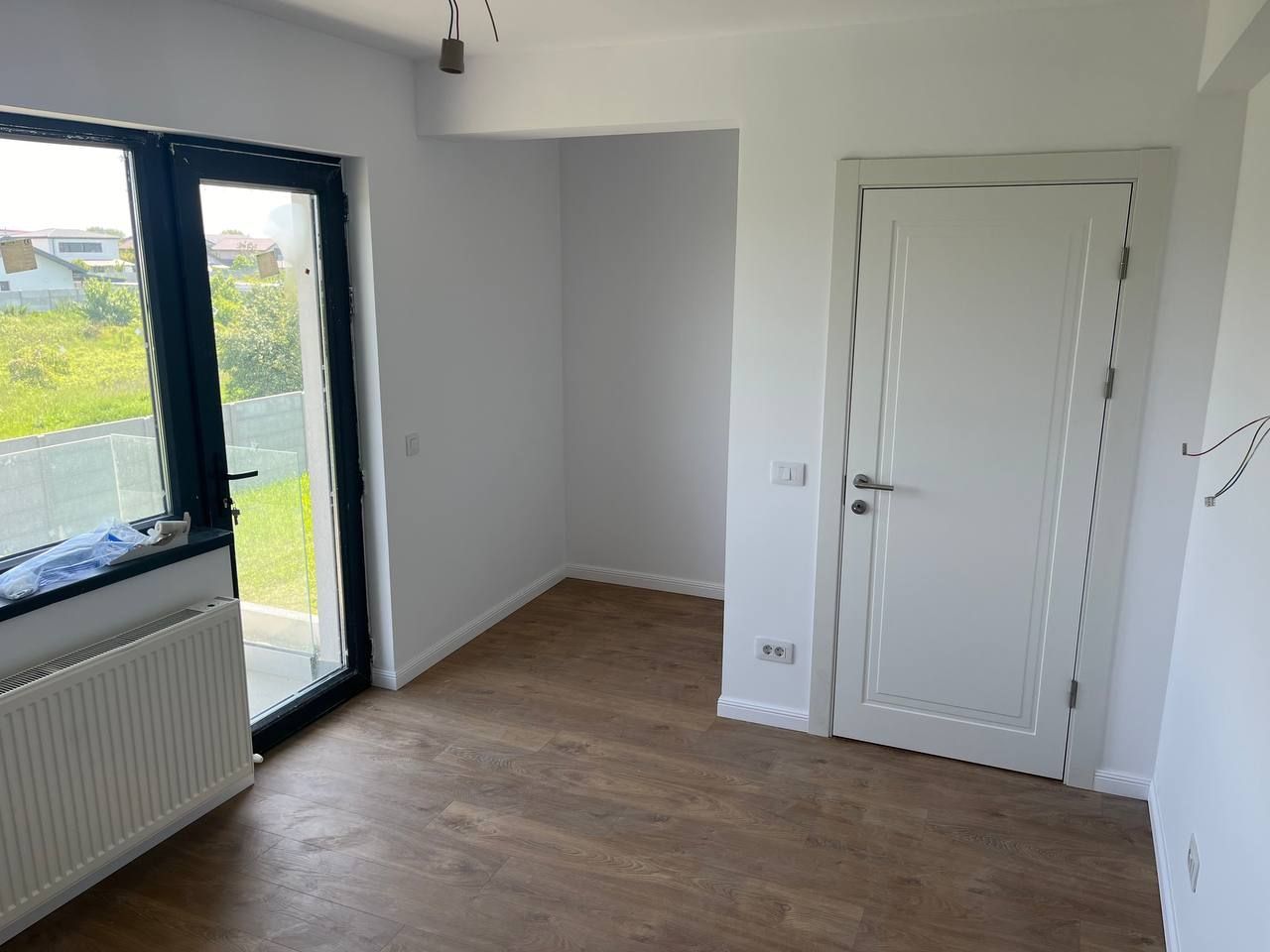 De vanzare casa vila moderna 4 camere Berceni - Poză 1