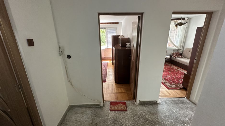 Apartament 2 camere etaj 2  decomandat - Poză 25