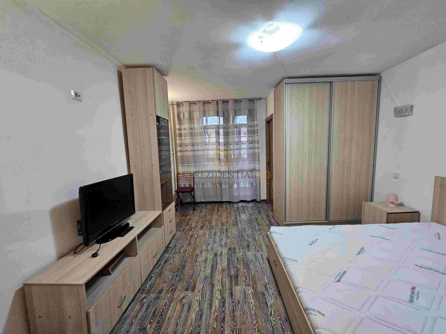 Garsonieră de închiriat – Șos. Giurgiului, vis-a-vis de Piața Progresu - Poză 1