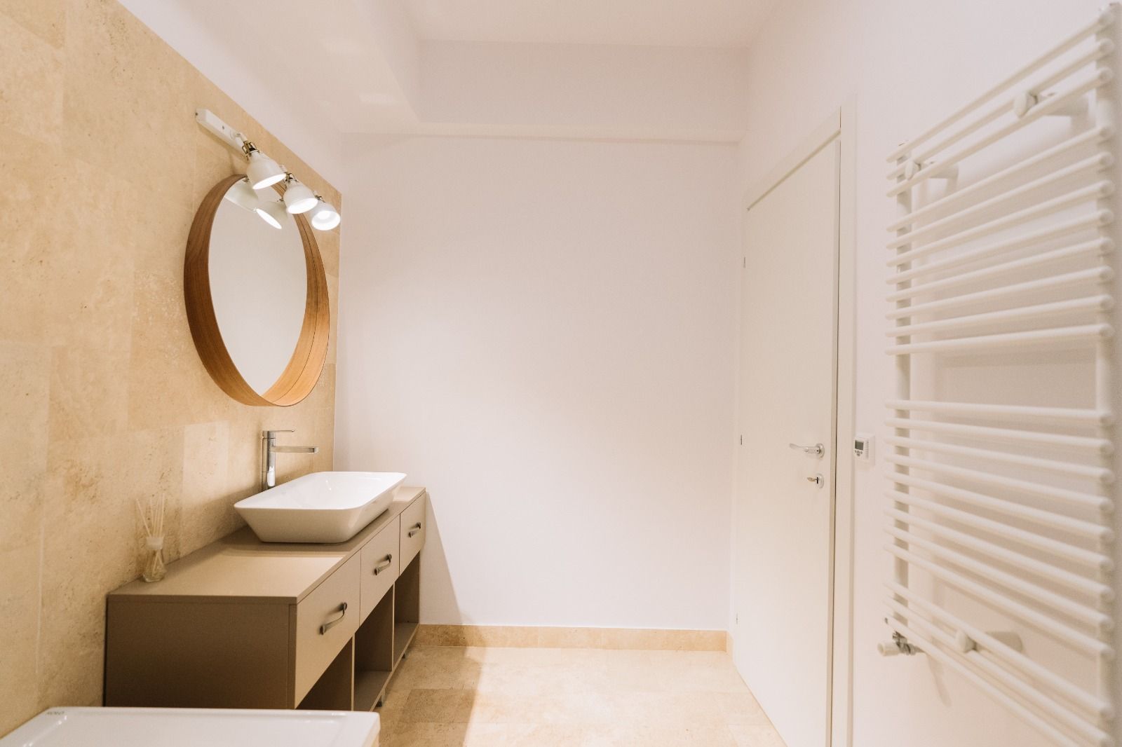 4 CAMERE || PENTRU INVESTITIE || DOMENII - Poză 28