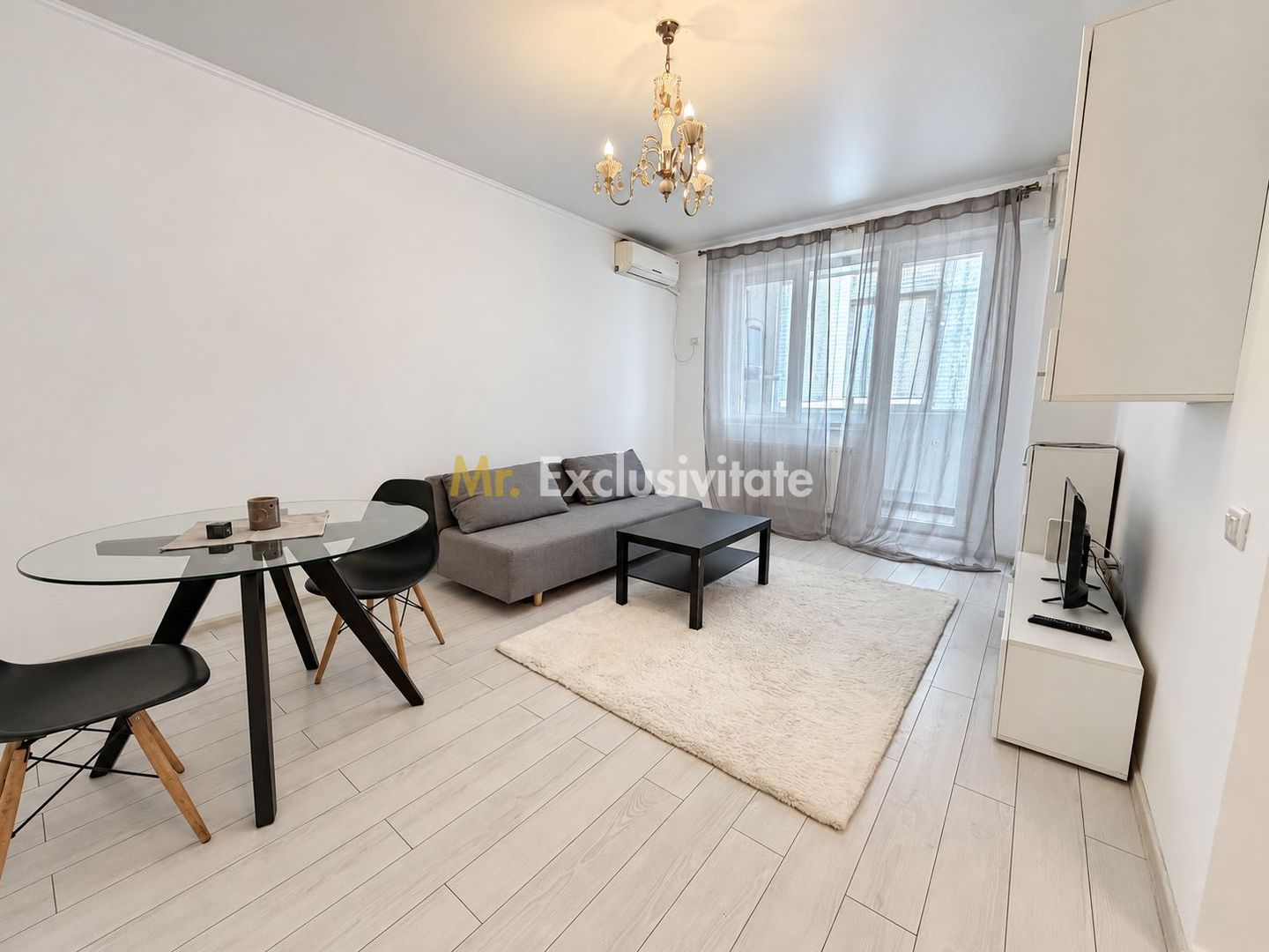 2 camere rezervelor Militari Residence - Poză 1