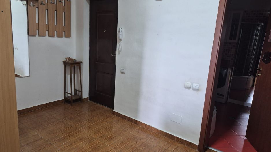 De inchiriat apartament cu 2 camere si loc de parcare, Cartierul Latin - Poză 7