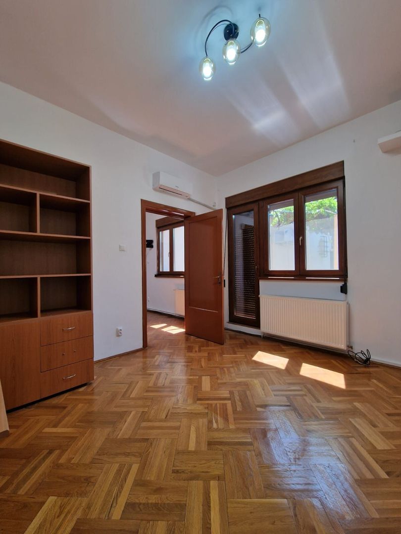 Vila 4 camere pretabila firma - Poză 18