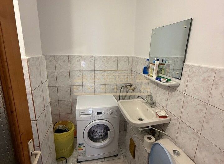 De vânzare apartament 4 camere, decomandat – Vedere dubla spre Parcul Mihai Eminescu si Piata Mica - Poză 6