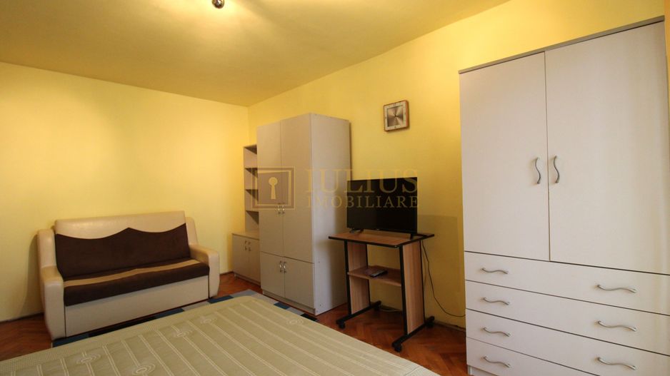 Cf 1, centrala proprie, balcon, intr-o zona linistita din Complex-ul Studentesc. - Poză 2