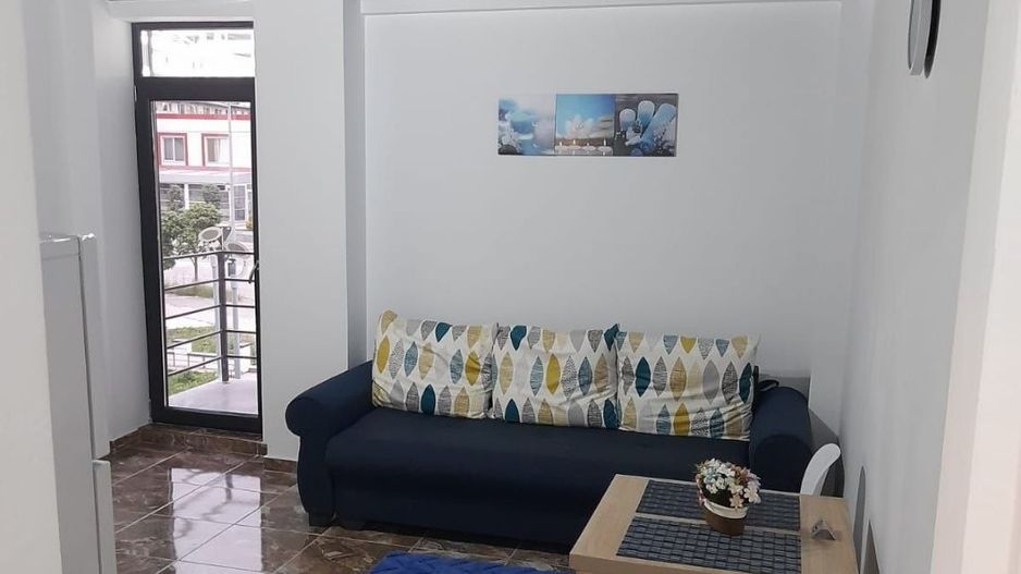 Vind 2 apartamente mamaia nord - Poză 6