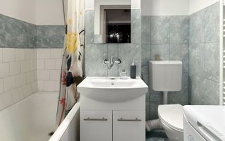 Garsoniera de închiriat | b-dul Traian ( Karaffe) | etaj 4/8 | cu lift - Poză 6