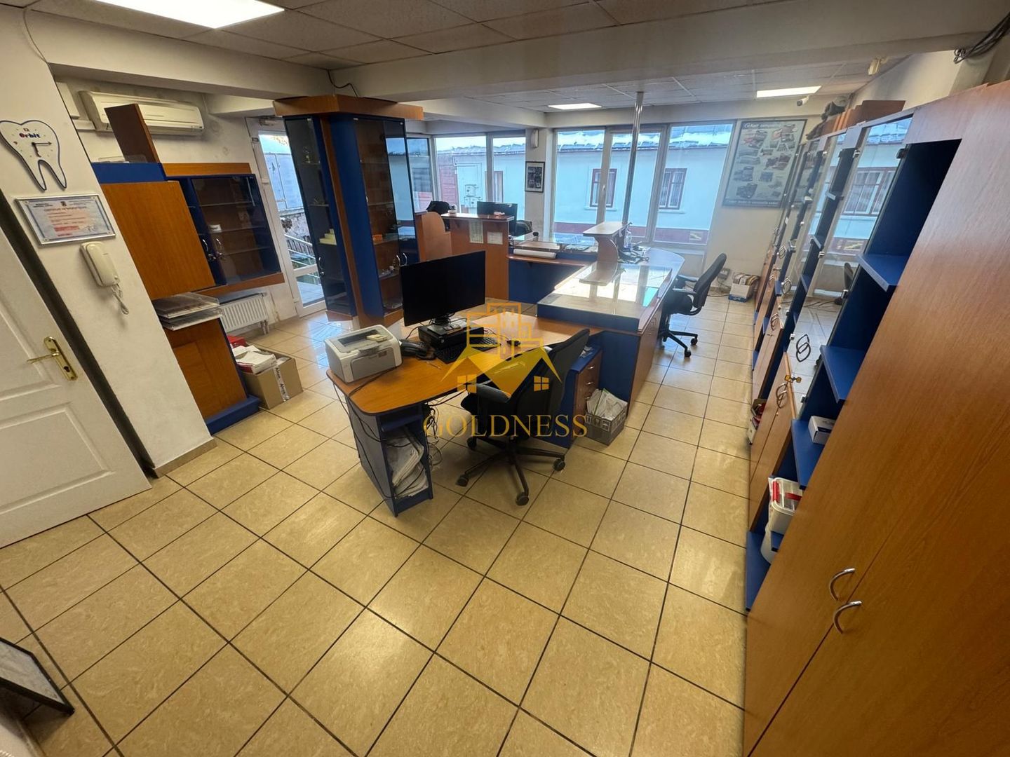 Spatiu 40 mp, Zona Ultracentrala, Iuliu Hatieganu - Poză 2