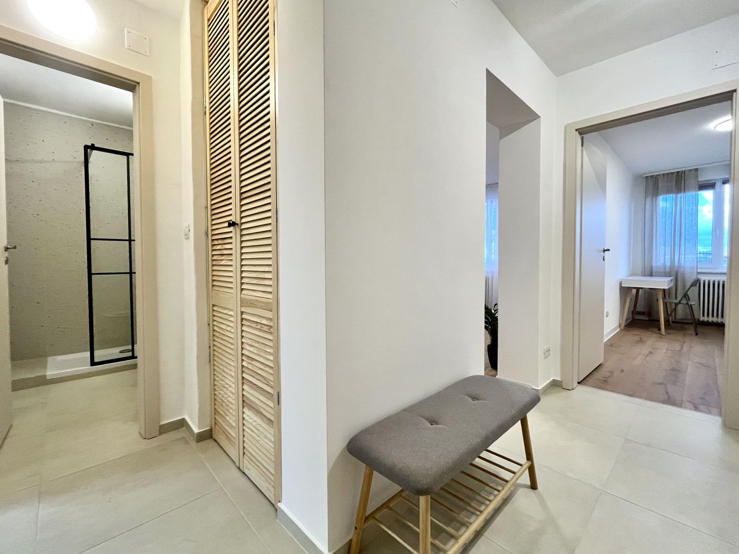 Apartament 3 camere, cu garaj,prima inchiriere, Central - Piața Unirii - Poză 10