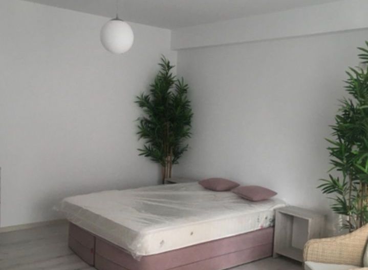 GARSONIERA 1 MAI, BUCATARIE OPEN-SPACE, BLOC NOU, METROU 5 MINUTE - Poză 1