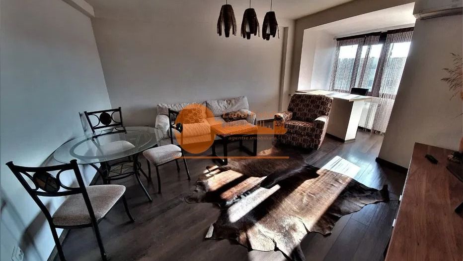 Apartament cu 3 camere in zona Tineretului (Bloc Reabilitat) - Poză 1