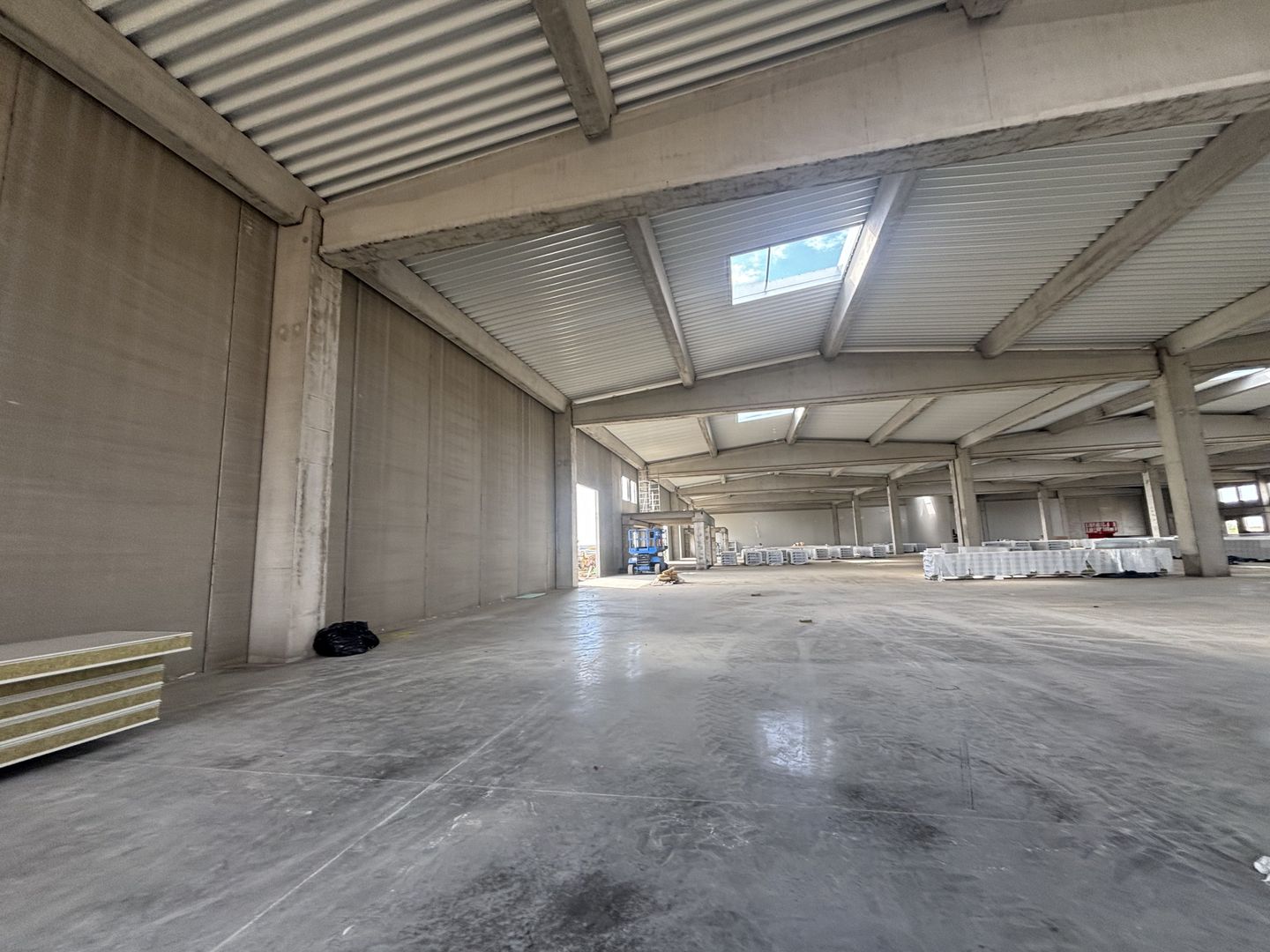 Spatiu de productie si depozitare 885 mp - Poză 13