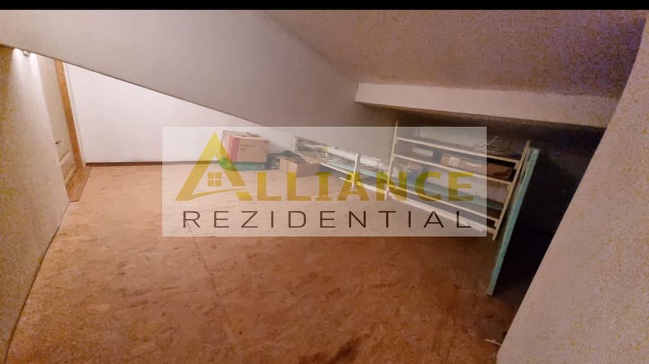 Apartament Mansardat cu 2 Camere în Postalionului - Poză 4