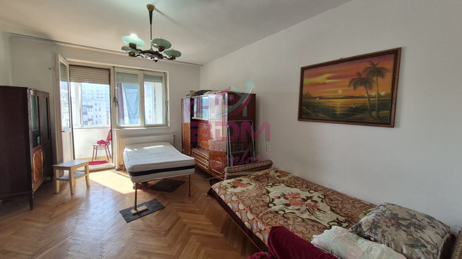COMISION 0 | Apartament 4 camere | etaj intermediar | zona Micro 2 - Poză 2