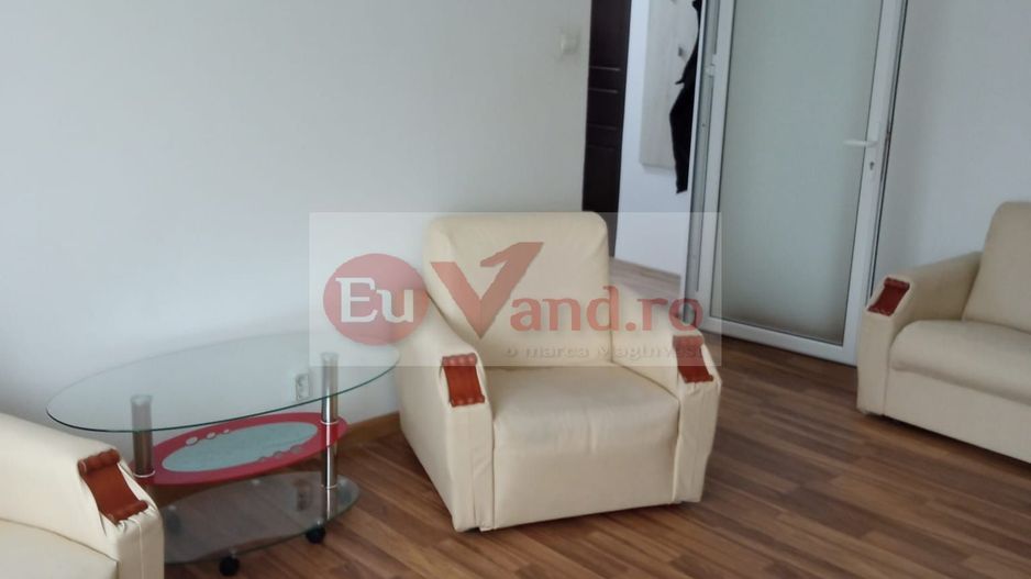 De inchiriat apartament cu 3 camere ICF, langa Scoala nr. 12, parter, 500 E - Poză 10