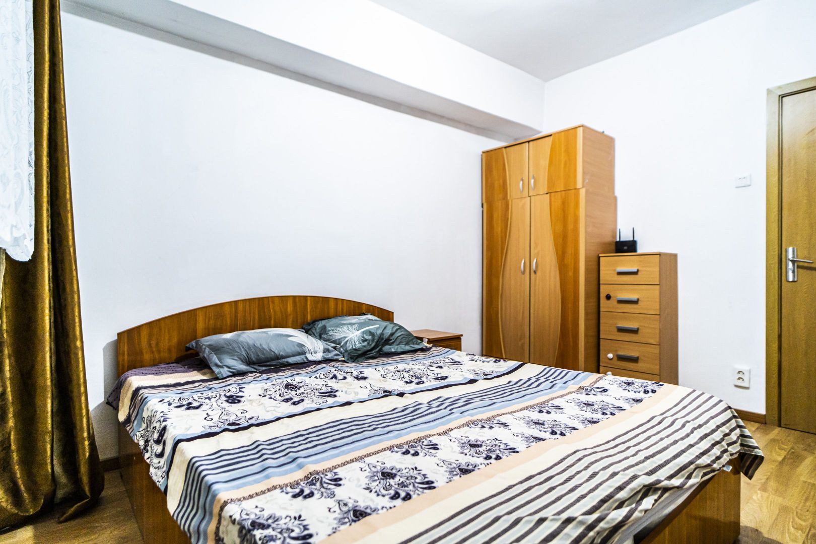 Apartament deosebit, piata Veteranilor, bloc stradal, reabilitat, bucatarie 10mp - Poză 6
