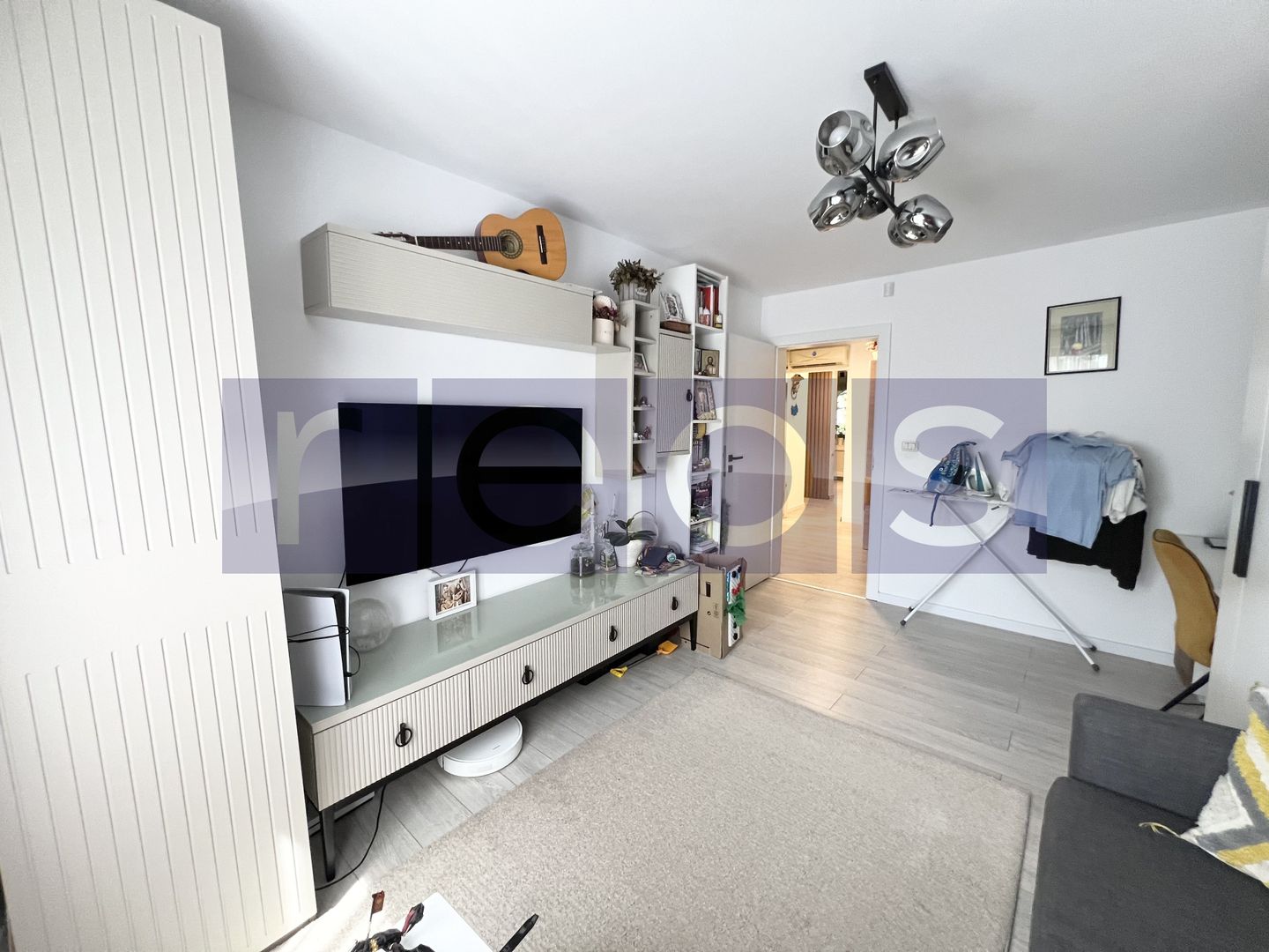 VANZARE | 3 CAMERE | PIATA VICTORIEI | RENOVAT - Poză 1