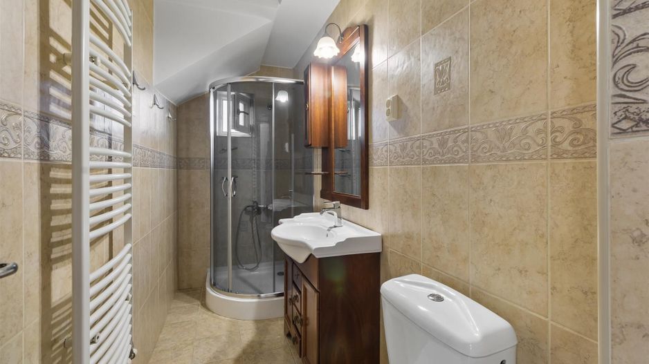 Casa individuala 5 camere | curte superba si garaj | Cristian - Poză 10