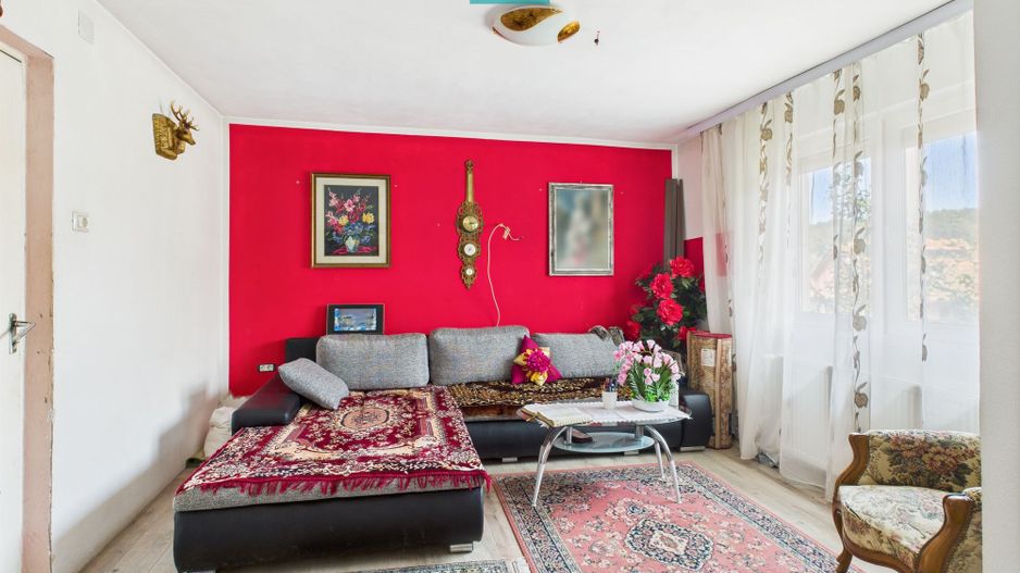 Casă renovată cu teren generos lângă Ususău - Poză 14