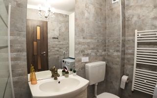 Apartament premium 3 camere etaj 2 cu lift si terasa Calea Surii Mici - Poză 11