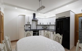 Chirie, casă, 2 nivele, 7 camere, str. Mihai Boț, Buiucani - Poză 9