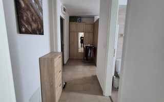 1 camera, Complex Toronto langa Vox sis Ring - Poză 7