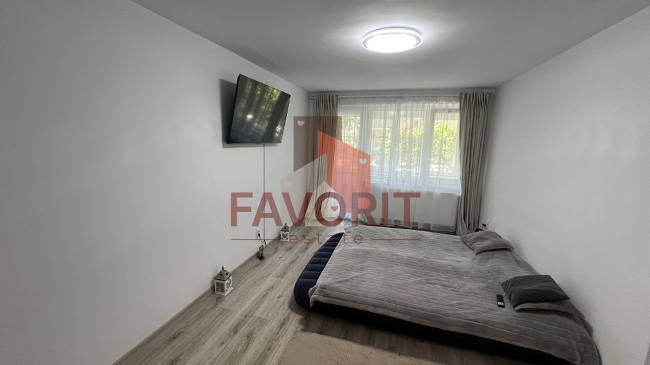 Apartament 3 camere decomandat | 2 Bai | Proaspat Renovat | Sagului - Poză 1