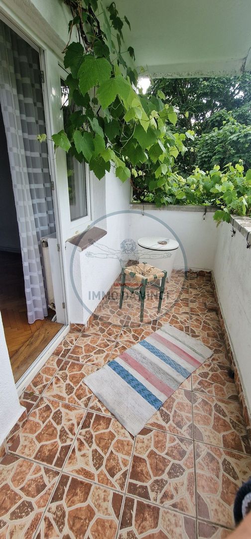 Apartament cu 4 camere decomandate pe Bulevardul Titulescu - Poză 1