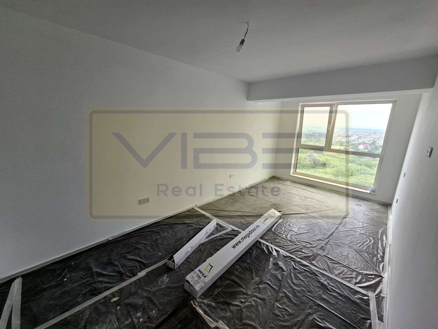 Copou- 3 camere 2 bai- decomandat- modern- parcare acoperita - Poză 8