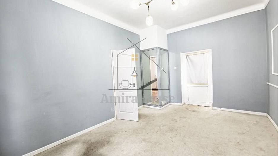 Casa alipita de inchiriat Gruia pt sediu firma, birou, locuinta - Poză 2