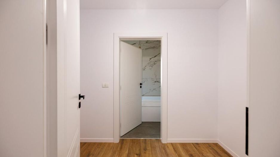 Duplex P+E în Moșnița Nouă, 3 dormitoare, 3 bai, teren 403 mp. Comision 0% - Poză 36