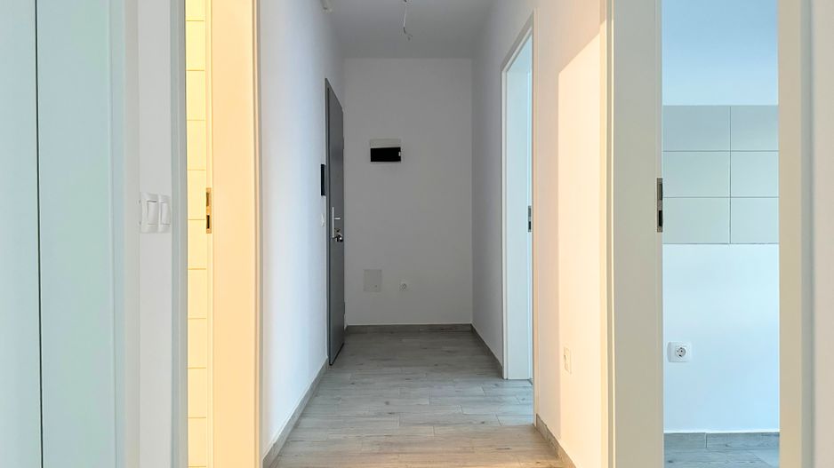 VÂNZARE APARTAMENT 2,5 CAMERE  NOU NELOCUIT - Poză 23