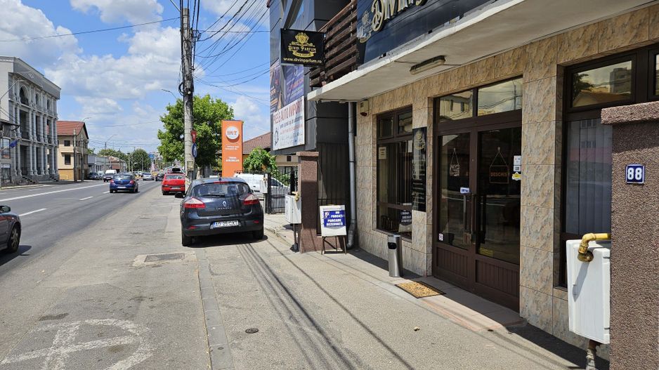 Inchiriere spatiu comercial, Bulevardul N. Balcescu, stradal - Poză 1