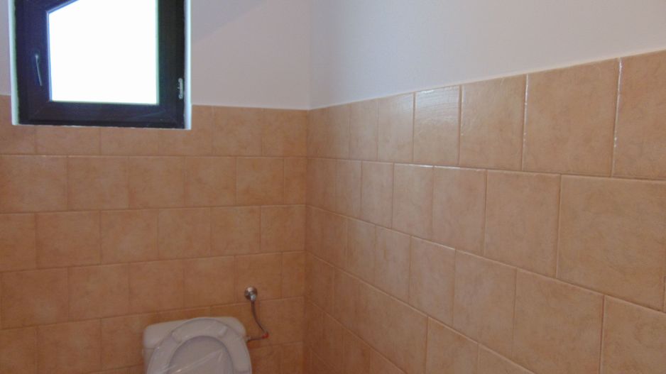 Spatii generoase cazare muncitori sau seniori- zona cu acces rapid - Poză 10