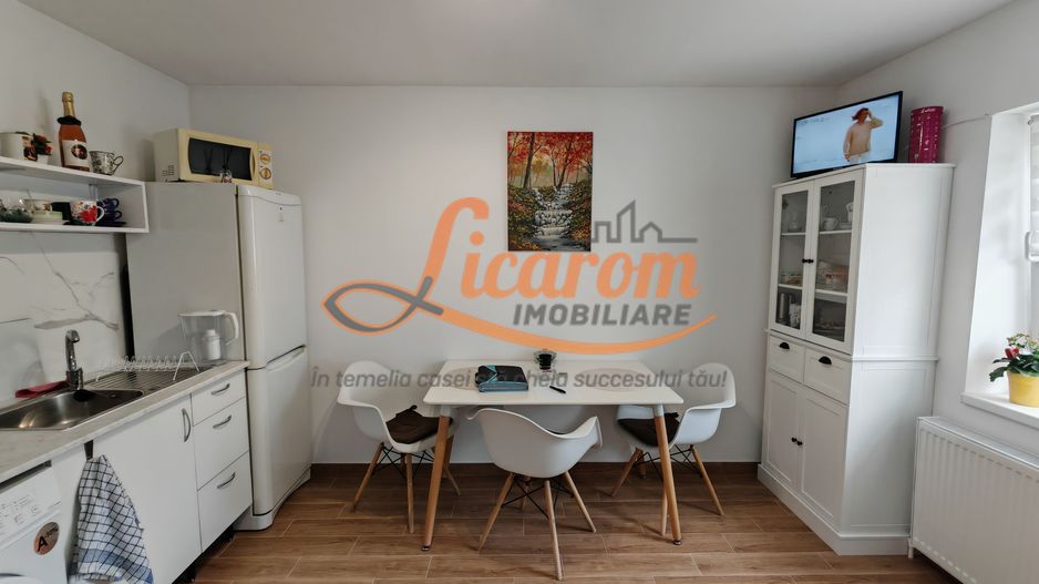 SANPETRU .Casa pretabila 2 familii ( Parinti + copil),singur in curte. - Poză 19