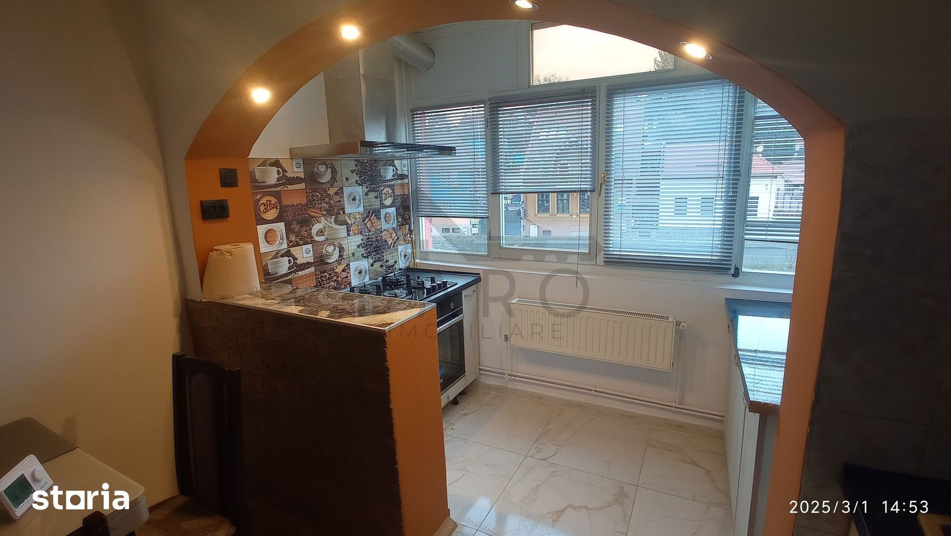 Inchiriez apartament cu 3 camere , zona Gara Mare (str Gh Doja) - Poză 1
