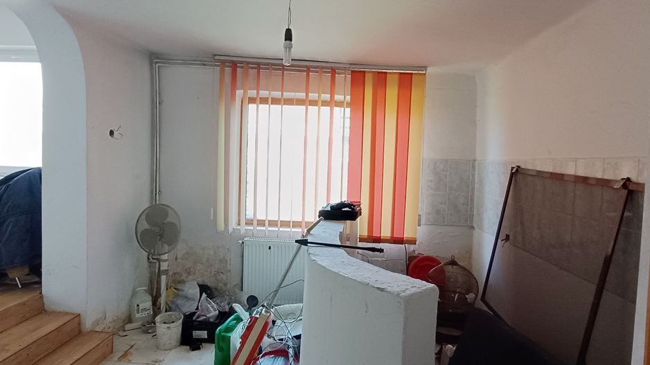 Casa si teren de 916mp in Sacele,cu front la B-dul Brasovului - Poză 4