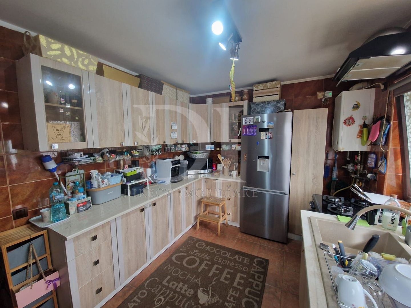 Casa la cheie / Zona Iazului, Floresti. - Poză 3