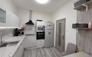 Proprietate ultracentrală cu 5 camere- str. Primăriei - Poză 6