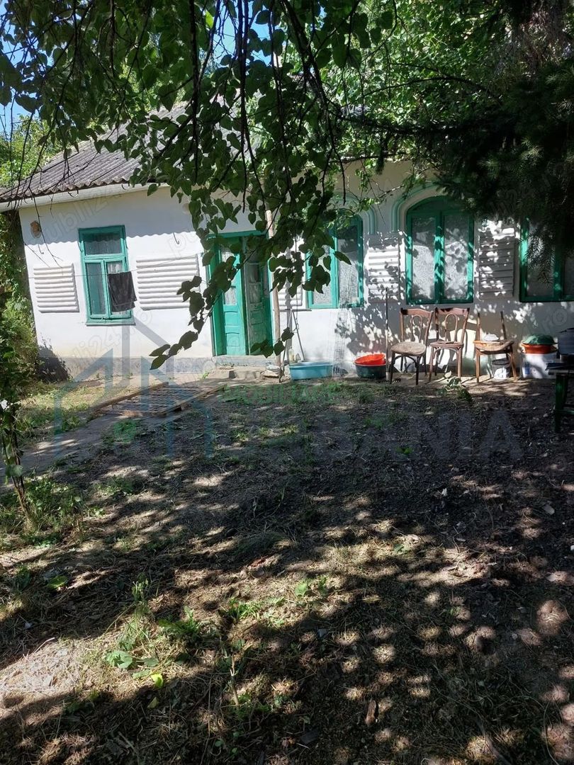 Teren intravilan cu casă, Harlau, Iași - 3890 mp, acces direct din strada Stejari - Poză 1
