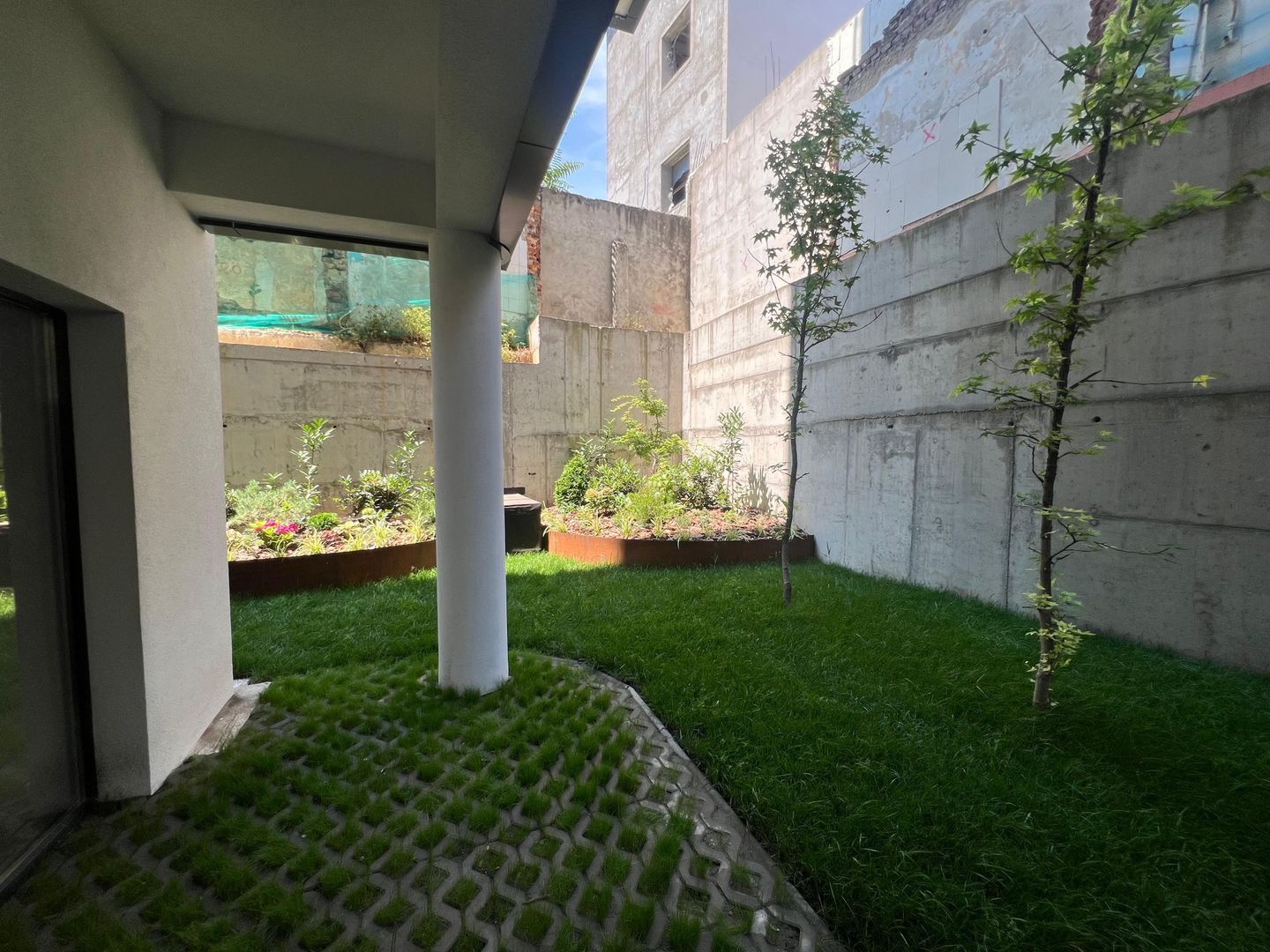Apartament 2 Camere Premium | Curte 130 mp | Zona Centrală - Poză 2
