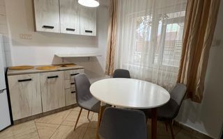 Apartament 2 camere-balcon-curte comuna-parcare-Zona Spalatoria Mara - Poză 3