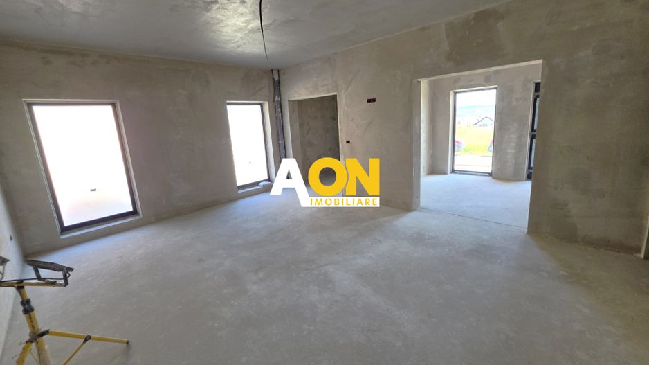 Duplex semifinisat, 4 camere,  250 mp teren, zona Schit - Poză 10