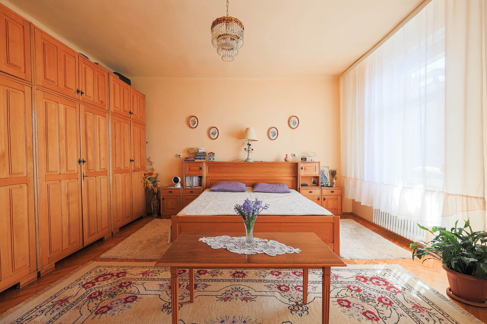 Apartament 2 camere pe Bulevardul Revolutiei - Poză 4