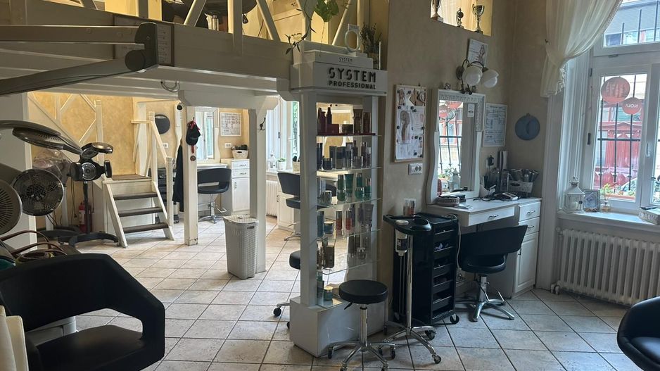 Spațiu comercial, ultracentral 125 mp – Oradea, Piața Unirii. 309 00 E - Poză 4