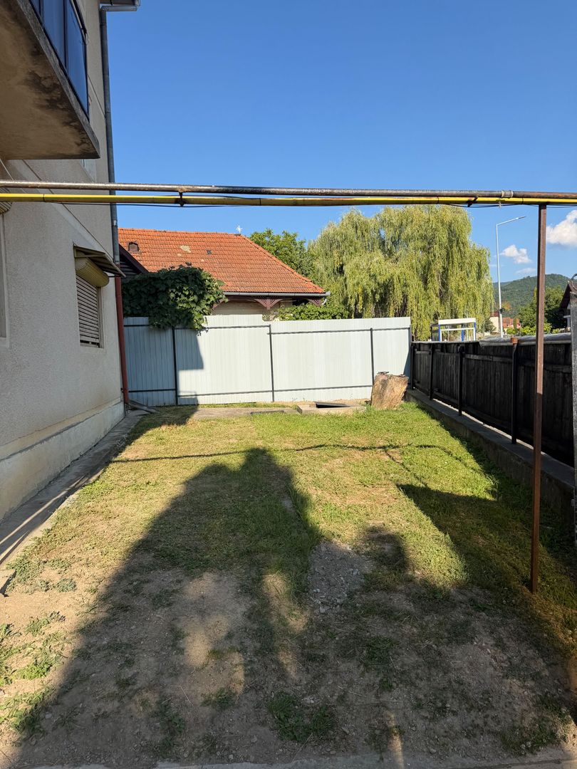 Apartament spațios  la casa- preț atractiv/COVASNA - Poză 22