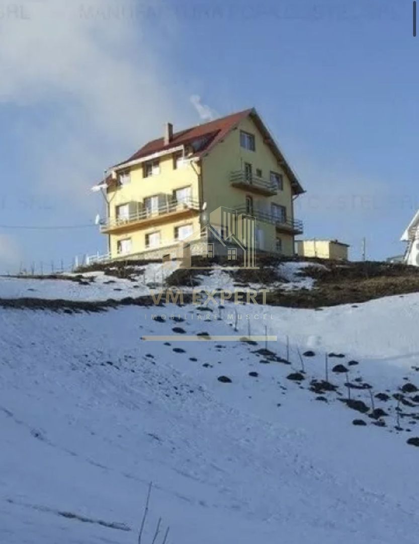 PENSIUNE 12 CAMERE, TEREN 1.300 MP, DAMBOVICIOARA, 280000 Euro - Poză 8